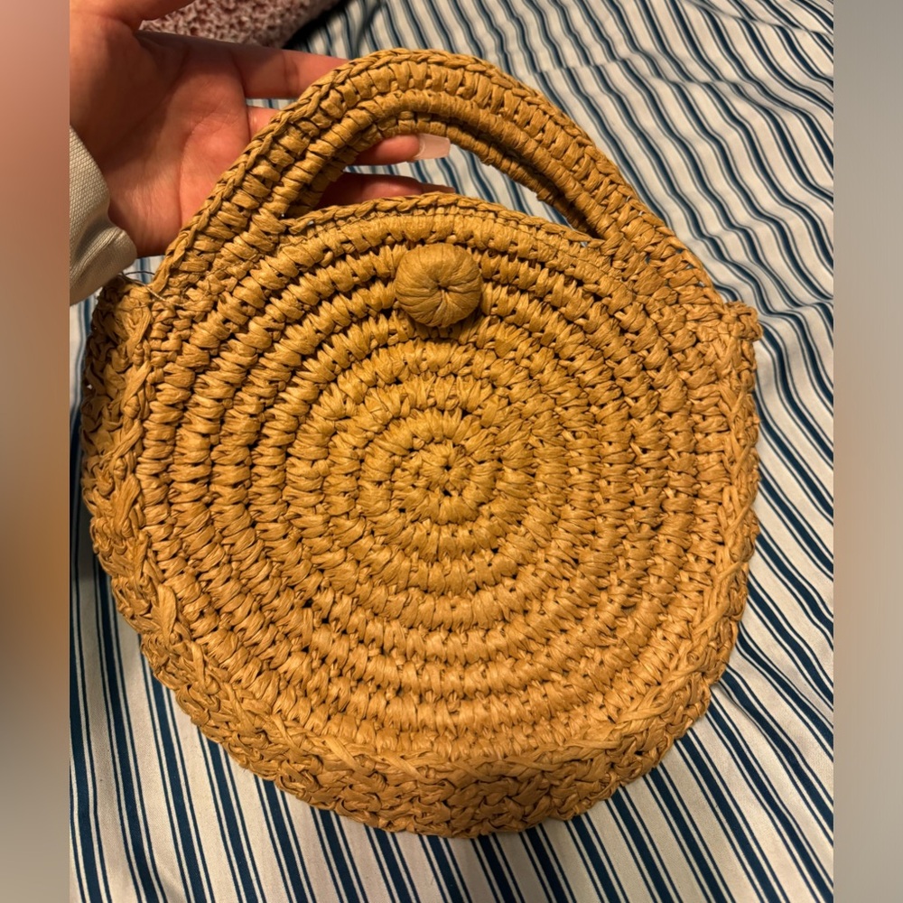 Straw bag